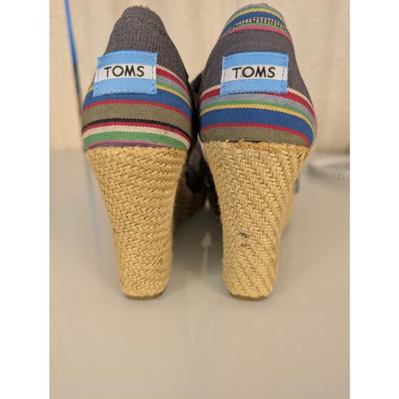 TOMS Women's Casual Wedge Sandals Blue Stripe Fabric Ankle Strap Platform Size 9 - Picture 5 of 9